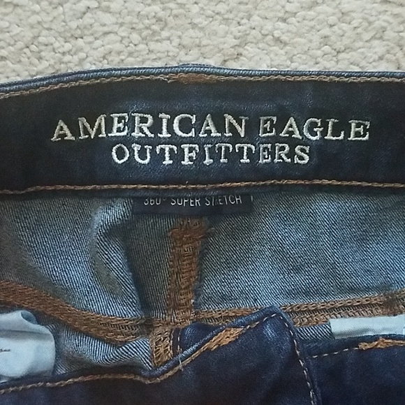 AE Shorts - Picture 2 of 4